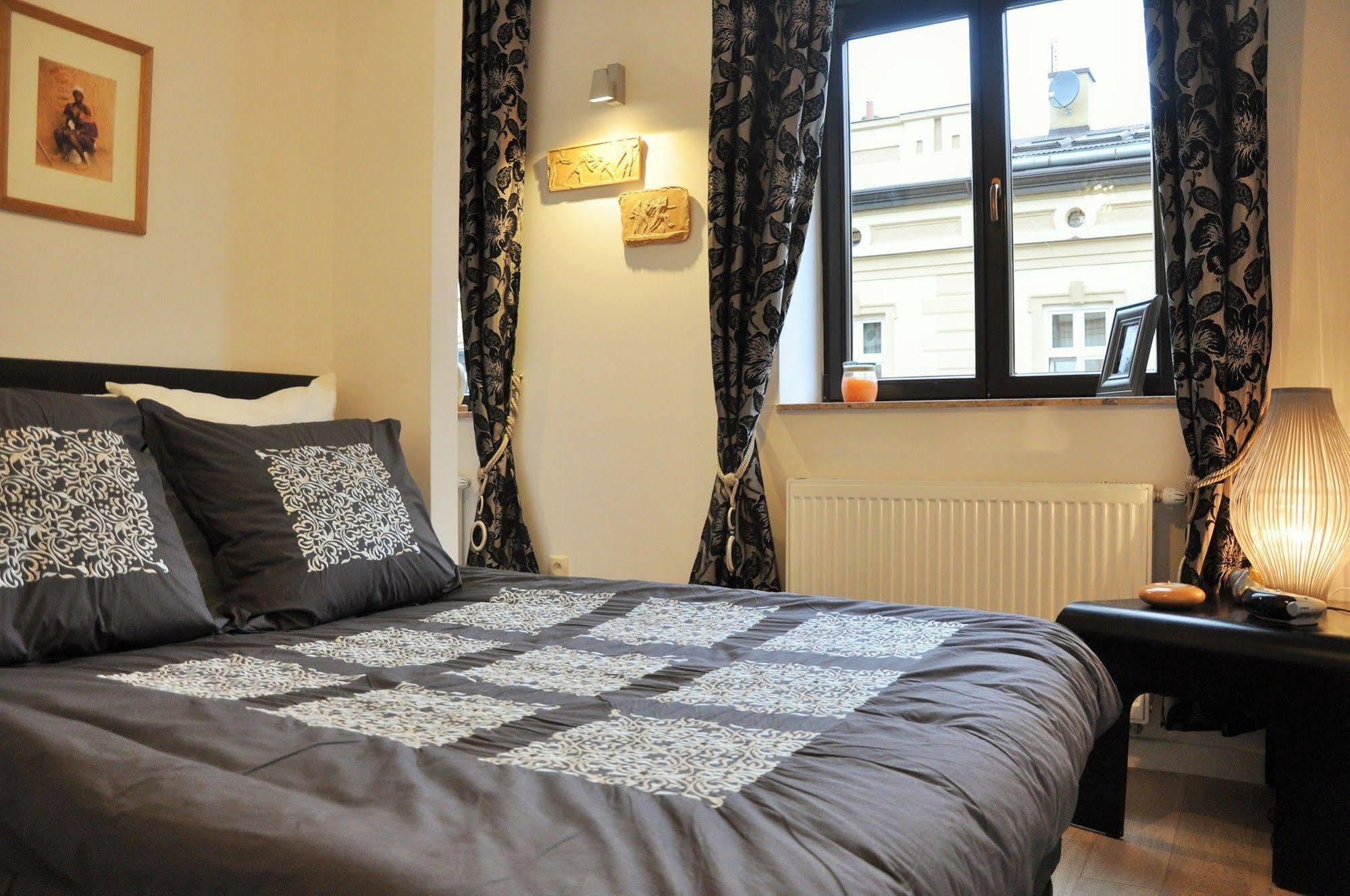 Happyguests Apartments Краков Экстерьер фото