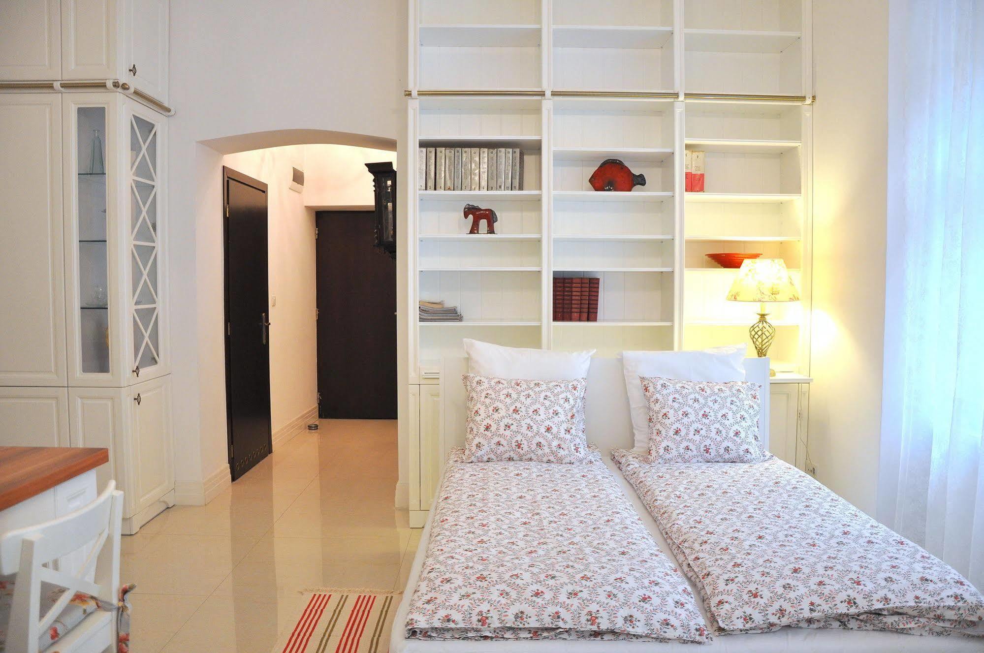 Happyguests Apartments Краков Экстерьер фото